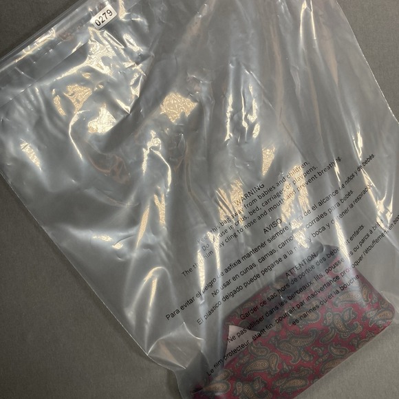 Made In USA Classy Neck‎ Tie Business Law 90s 100% Italian Silk Red - Picture 3 of 5